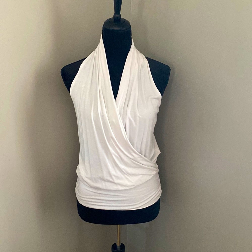 White wrap tank